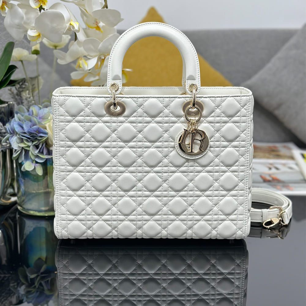 Dior Large Lady Dior Bag(HIGH-END GRADE)